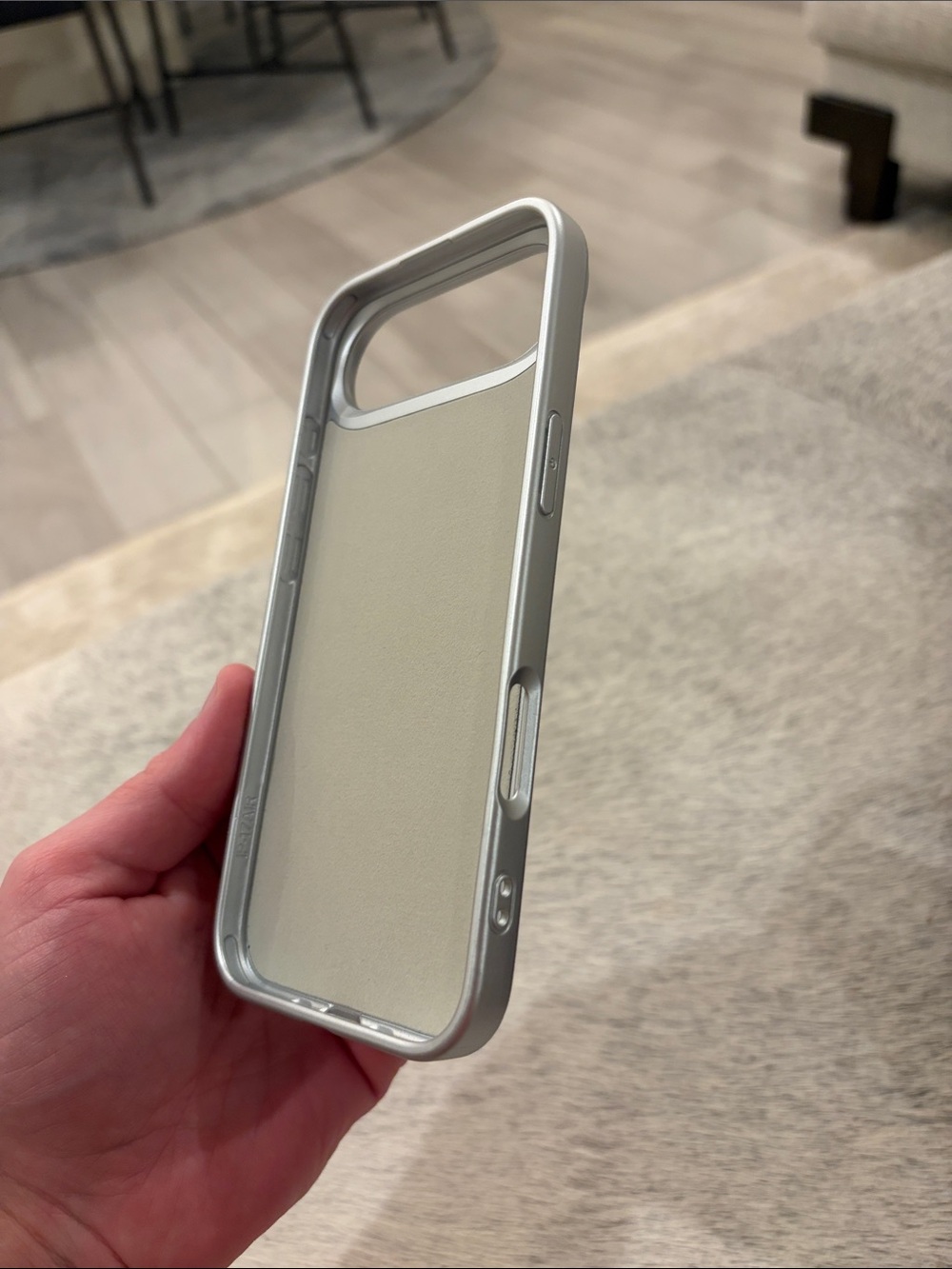 RIMOWA-Inspired Aluminum Style Case for iPhone 17 Air – Silver | New, No Box